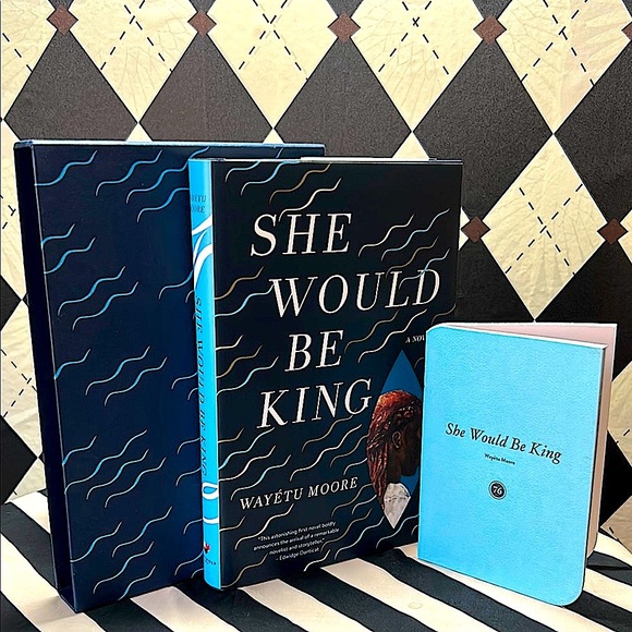 She Would Be King| Signed Hardcover by Wayétu Moore | Powell’s Slipcase - Picture 2 of 8